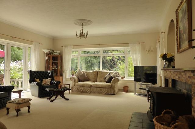  Image of 3 Bedroom Detached for sale at Barton Road  Wisbech, PE13 4TL