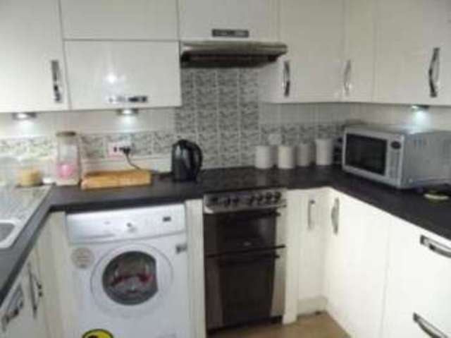  Image of 3 Bedroom Terraced for sale at Basildon Essex Basildon, SS14 2BT