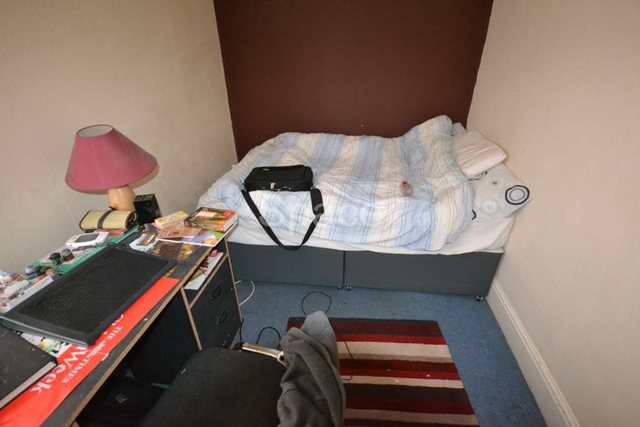  Image of 6 Bedroom Semi-Detached to rent at Basingstoke Road  Reading, RG2 0ET