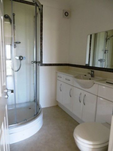 Image of 3 Bedroom Flat to rent at Beechfield Gardens  Southport, PR8 2SW