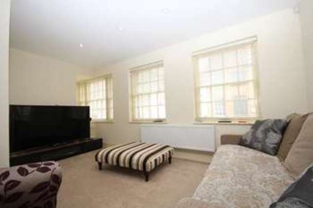  Image of 2 Bedroom Apartment to rent at Henley-On-Thames, RG9 2BA