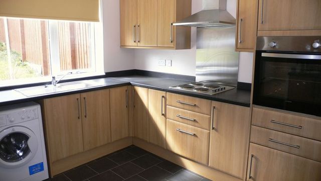  Image of 3 Bedroom Semi-Detached for sale at Bennochy Road  Kirkcaldy, KY2 5TS