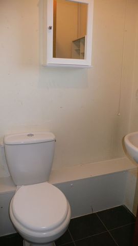 Image of 3 Bedroom Semi-Detached for sale at Bennochy Road  Kirkcaldy, KY2 5TS