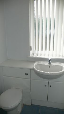  Image of 3 Bedroom Semi-Detached for sale at Bennochy Road  Kirkcaldy, KY2 5TS