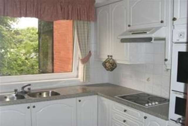  Image of 2 Bedroom Flat to rent at Newcastle upon Tyne, NE2 2BG
