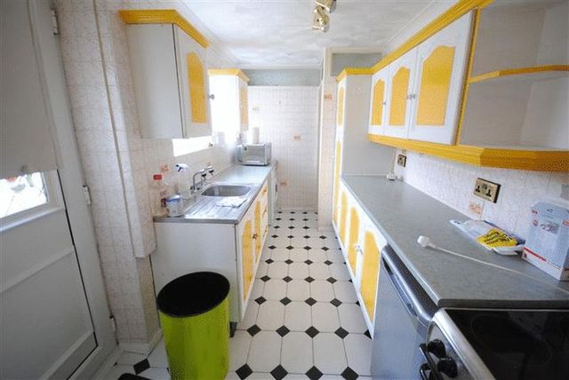 Image of 2 Bedroom Terraced for sale at Briarwood Road Aigburth Liverpool, L17 6DD