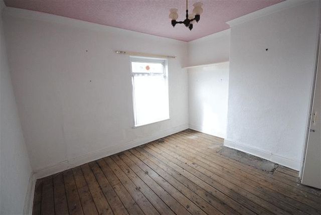  Image of 2 Bedroom Terraced for sale at Briarwood Road Aigburth Liverpool, L17 6DD