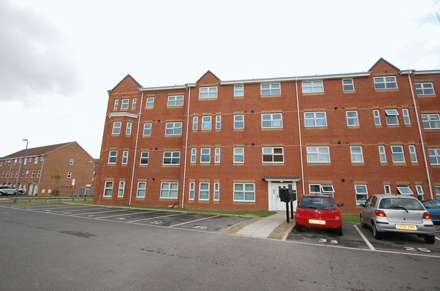  Image of 2 Bedroom Flat to rent at Fullerton Way Thornaby Stockton-On-Tees, TS17 0AU