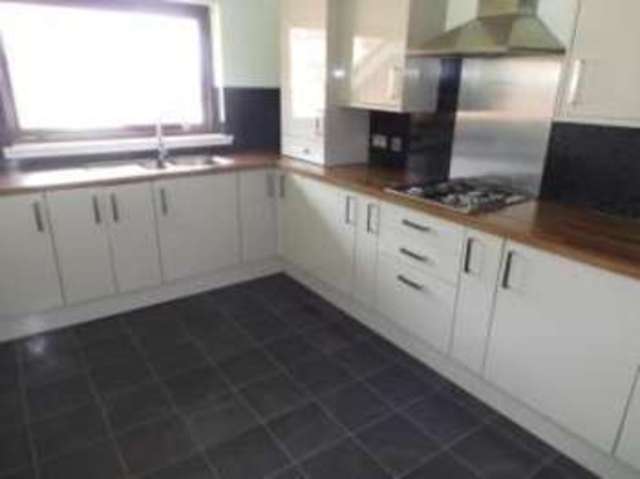  Image of 2 Bedroom Flat for sale at Gourock Inverclyde Gourock, PA19 1UE