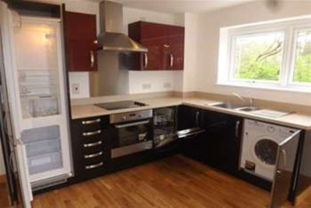  Image of 2 Bedroom Flat to rent at Basildon, SS16 5GP