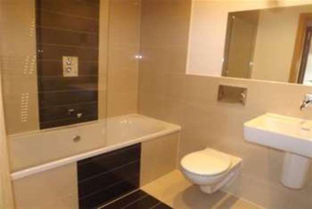  Image of 2 Bedroom Flat to rent at Basildon, SS16 5GP