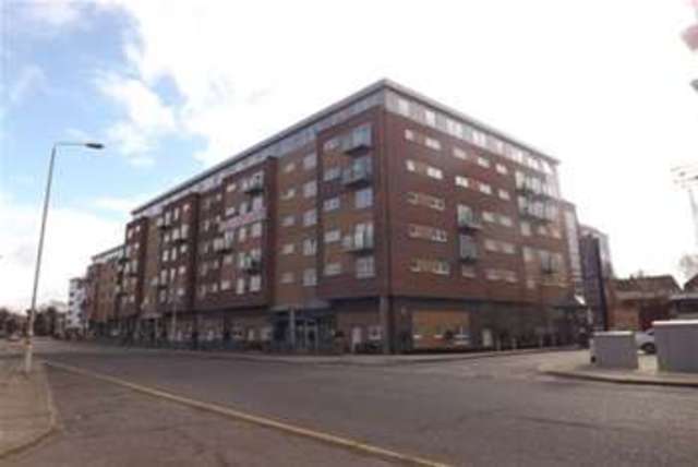  Image of 2 Bedroom Flat to rent at Basildon, SS16 5GP