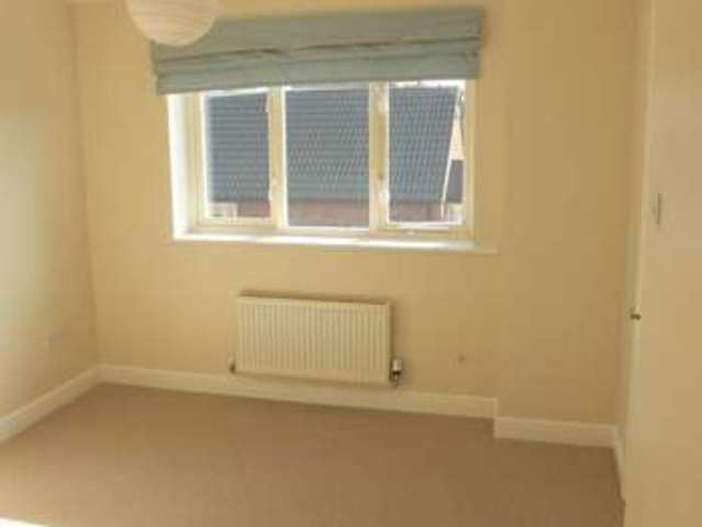  Image of 2 Bedroom Terraced to rent at Whitnash Leamington Spa Warwickshire, CV31 2TH