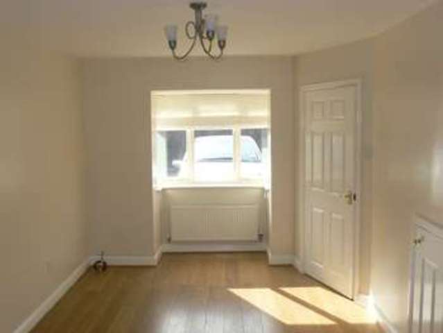  Image of 2 Bedroom Terraced to rent at Whitnash Leamington Spa Warwickshire, CV31 2TH
