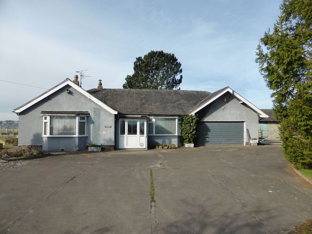  Image of 2 Bedroom Detached for sale at Commonwood Holt Wrexham, LL13 9SY