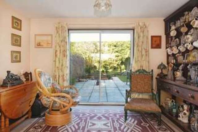  Image of 4 Bedroom Semi-Detached for sale at Courtiers Green Clifton Hampden Abingdon, OX14 3EN