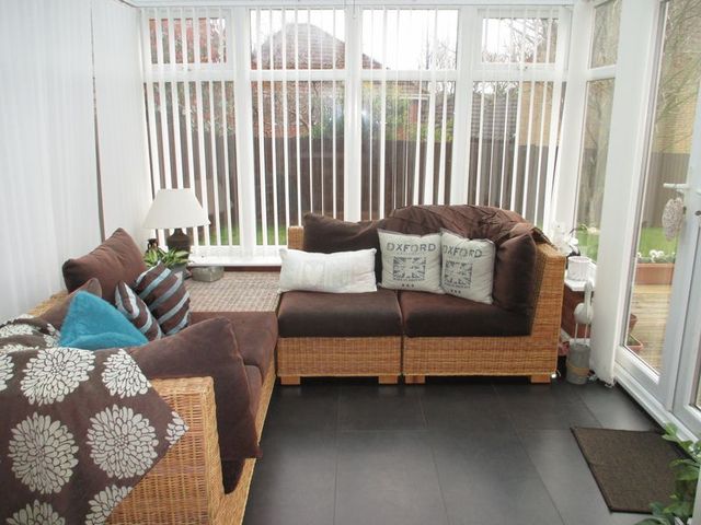  Image of 4 Bedroom Detached for sale at Curlew Way  Daventry, NN11 0XS
