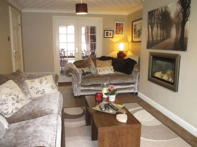  Image of 4 Bedroom Detached for sale at Curlew Way  Daventry, NN11 0XS