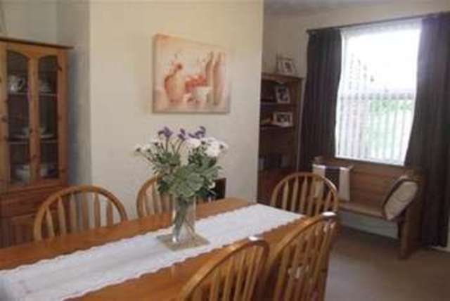 Image of 2 Bedroom Detached to rent at Ashton-under-Lyne, OL6 6TE