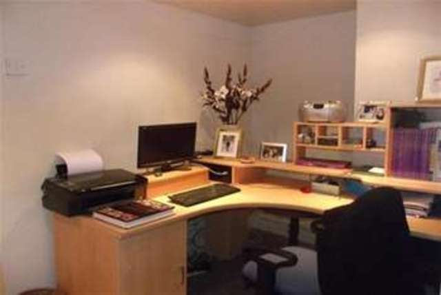  Image of 2 Bedroom Detached to rent at Ashton-under-Lyne, OL6 6TE