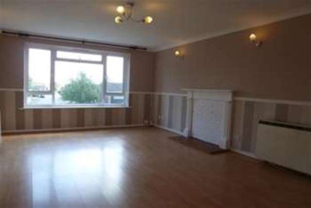  Image of 2 Bedroom Flat to rent at Warwick, CV34 5DW