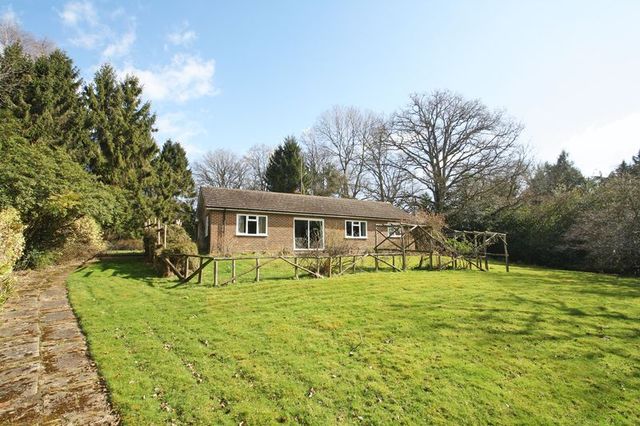  Image of 2 Bedroom Detached for sale at East Grinstead, RH19 3PR