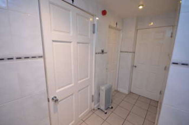  Image of Detached to rent at Darwen Darwen, BB3 1AT