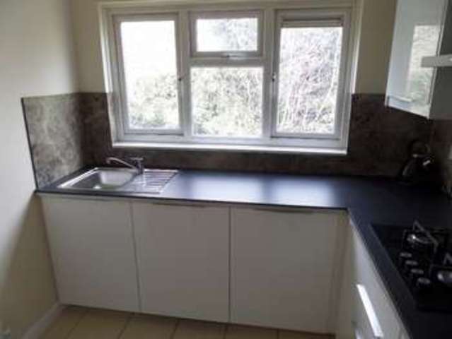  Image of 1 Bedroom Flat to rent at Milton keynes, MK2 2TQ