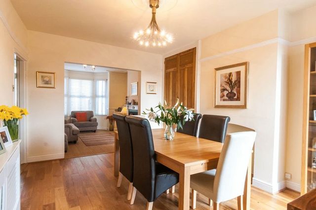  Image of 3 Bedroom Terraced for sale at Fitzwilliam Street  Rushden, NN10 9YW
