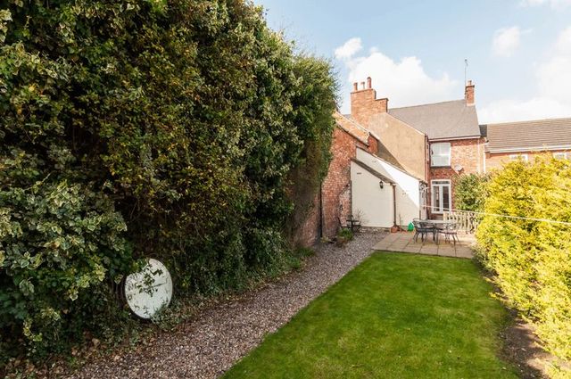  Image of 3 Bedroom Terraced for sale at Fitzwilliam Street  Rushden, NN10 9YW