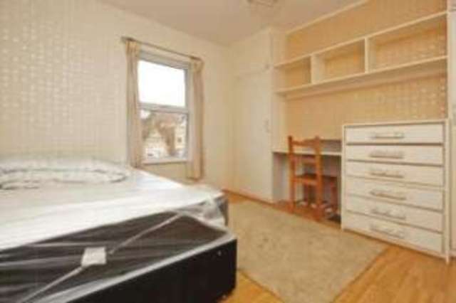  Image of 4 Bedroom End of Terrace for sale at Upper Sydenham  Upper Sydenham, SE26 6BA