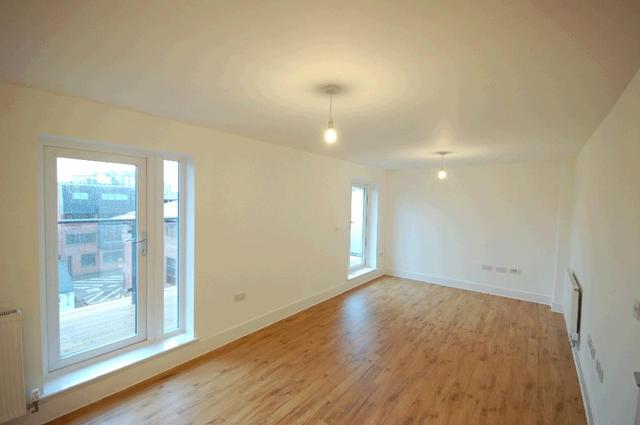  Image of 2 Bedroom Property to rent at Friary Court Tudor Road Reading Reading, RG1 1NH