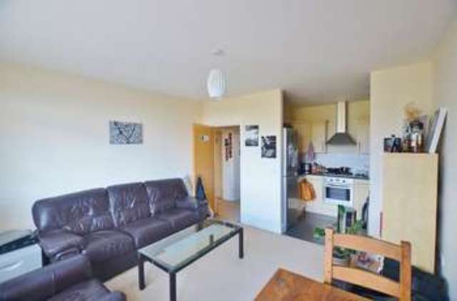  Image of 1 Bedroom Flat to rent at Furrow Lane  London, E9 6JS
