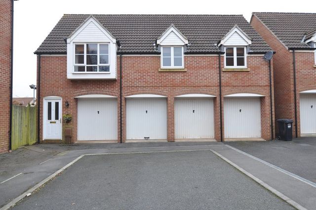  Image of Property to rent at Pear Tree Avenue Long Ashton Bristol, BS41 9FF
