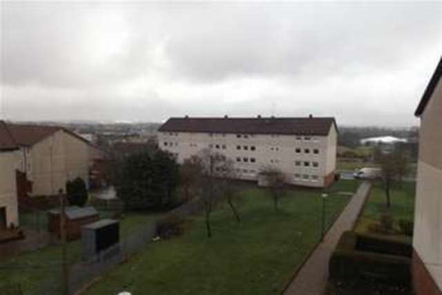  Image of 2 Bedroom Flat to rent at Glasgow, G33 3TH