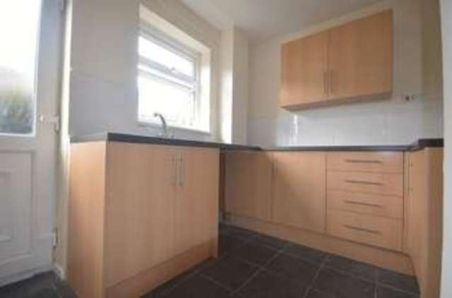  Image of 2 Bedroom Terraced to rent at Gladstone Street  WIDNES, WA8 6PH