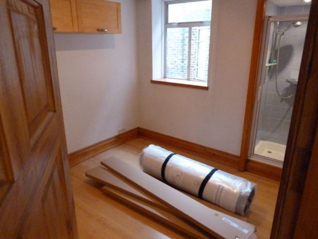  Image of 3 Bedroom Apartment to rent at Grays Inn Road  London, WC1X 8DX