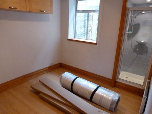  Image of 3 Bedroom Apartment to rent at Grays Inn Road  London, WC1X 8DX