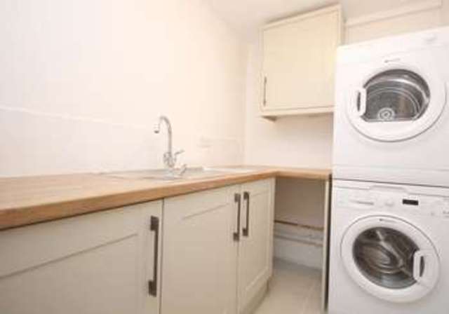  Image of 3 Bedroom Semi-Detached to rent at Thames Street Sonning Reading, RG4 6UX