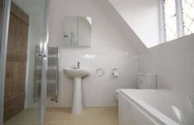  Image of 3 Bedroom Semi-Detached to rent at Thames Street Sonning Reading, RG4 6UX