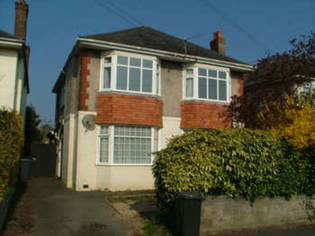  Image of 2 Bedroom Flat for sale at Norton Road  Bournemouth, BH9 2PY