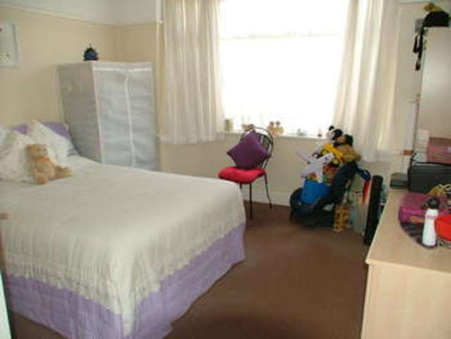  Image of 2 Bedroom Flat for sale at Norton Road  Bournemouth, BH9 2PY