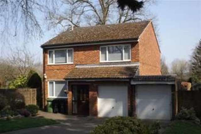  Image of 4 Bedroom Detached to rent at Warminster, BA12 9HR