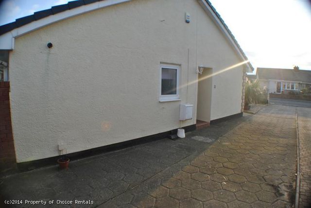  Image of 2 Bedroom Bungalow to rent at Inglewood Close  Rossall, FY7 8PE