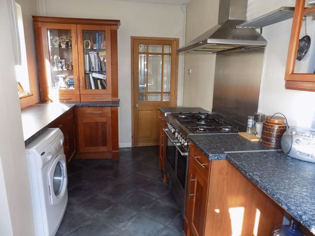  Image of 3 Bedroom Semi-Detached for sale at Kent Avenue Gorleston Great Yarmouth, NR31 7LX