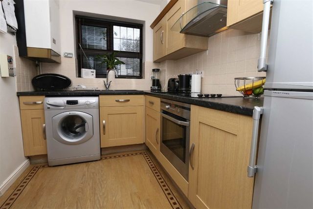 Image of 3 Bedroom Detached for sale at Macclesfield Cheshire Macclesfield, SK10 2TR