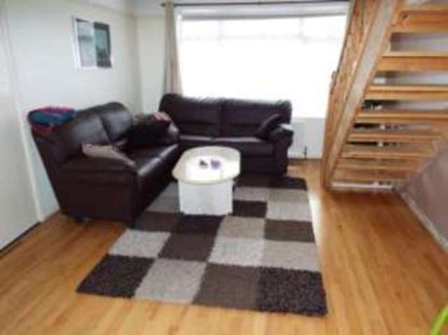  Image of 2 Bedroom Bungalow for sale at Luton Bedfordshire Leagrave, LU4 9QZ