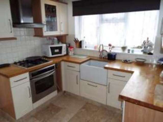  Image of 2 Bedroom Bungalow for sale at Luton Bedfordshire Leagrave, LU4 9QZ