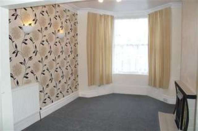  Image of 2 Bedroom Detached to rent at Falsgrave, YO12 7LH
