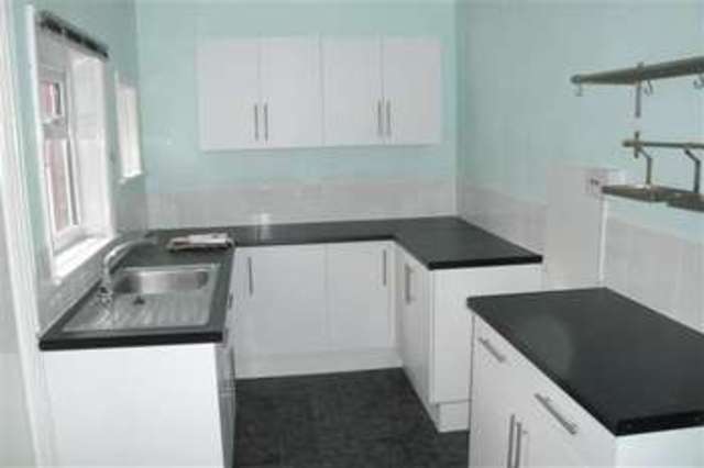  Image of 2 Bedroom Detached to rent at Falsgrave, YO12 7LH